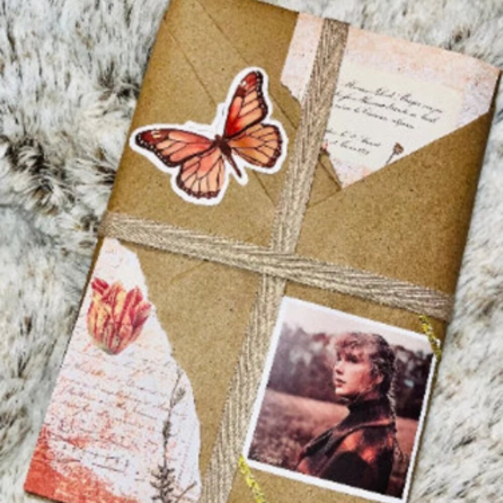 Taylor Swift Blind Date with a Book – Your Favorite Era from the Eras Tour! - Picture 6 of 8
